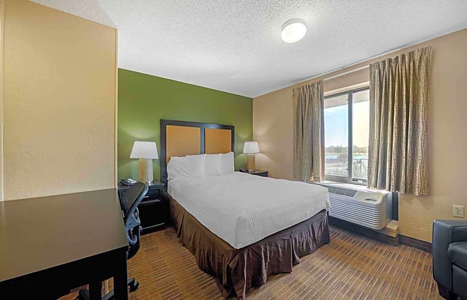 Extended Stay America Suites - St. Louis - Earth City