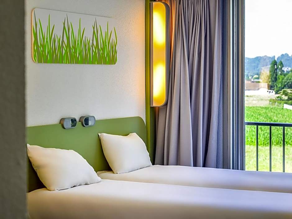 ibis budget Pau Lescar