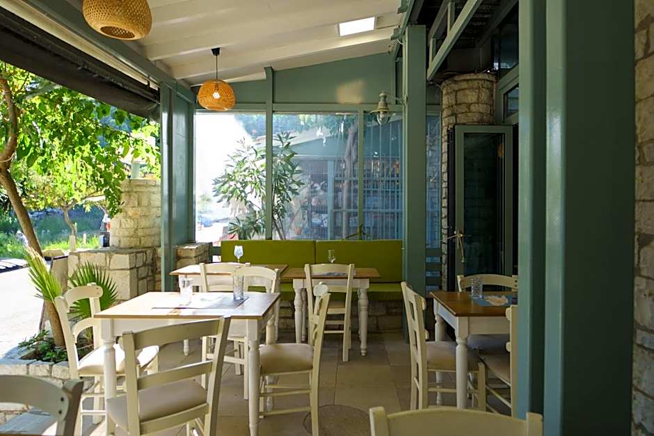 Rouda Bay Beach Hotel