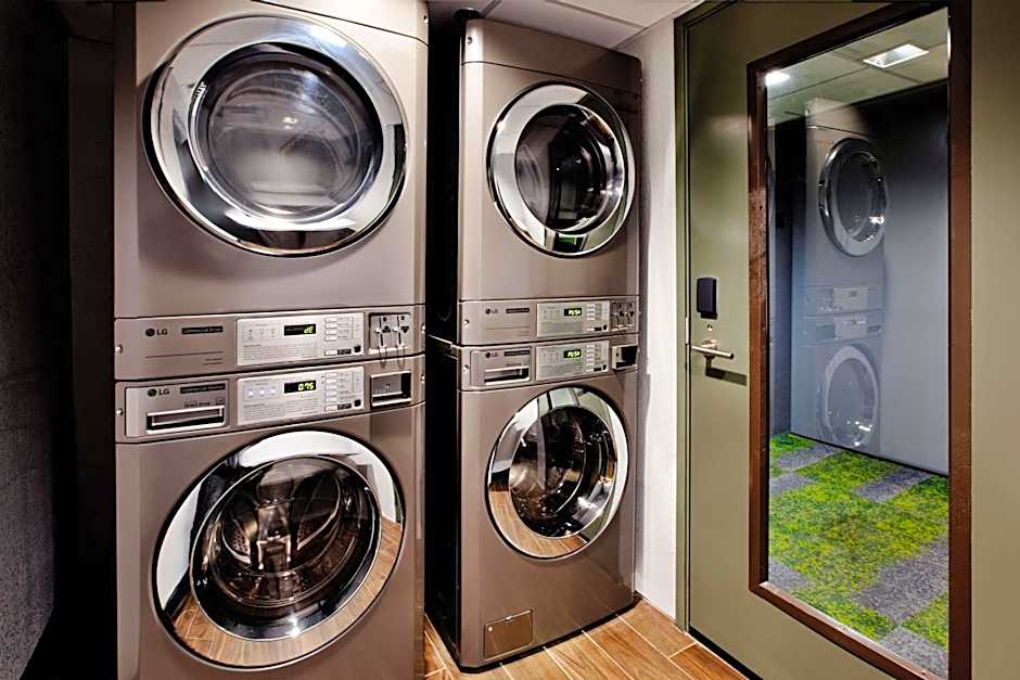 Spark by Hilton Jackson Ridgeland