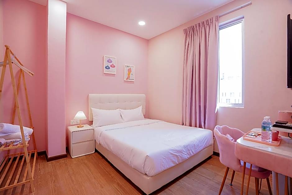 Palette Pink Cabana George Town