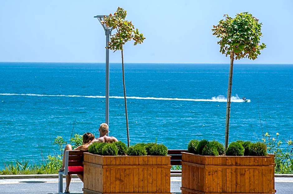 Jeravi Club Hotel - All Inclusive