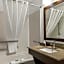 Country Inn & Suites by Radisson, Hinesville, GA