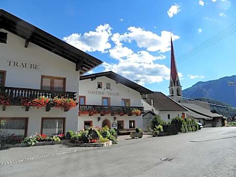 Gasthof Pension Traube