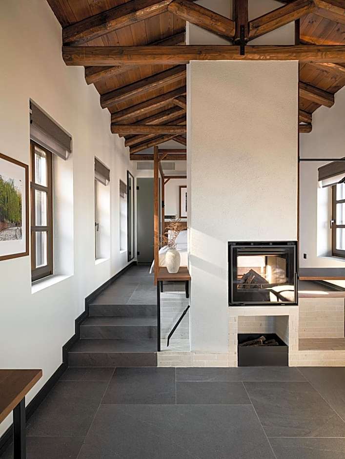 Unedo All Seasons Boutique Hotel