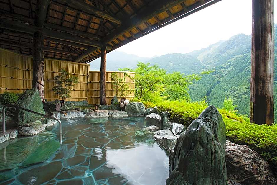 Iya Onsen Hotel Kazurabashi