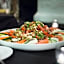 Holiday Inn Hotel & Suites Bloomington Airport By IHG