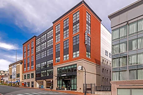 Cambria Hotel Portland Downtown Old Port