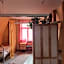 Looming Hostel