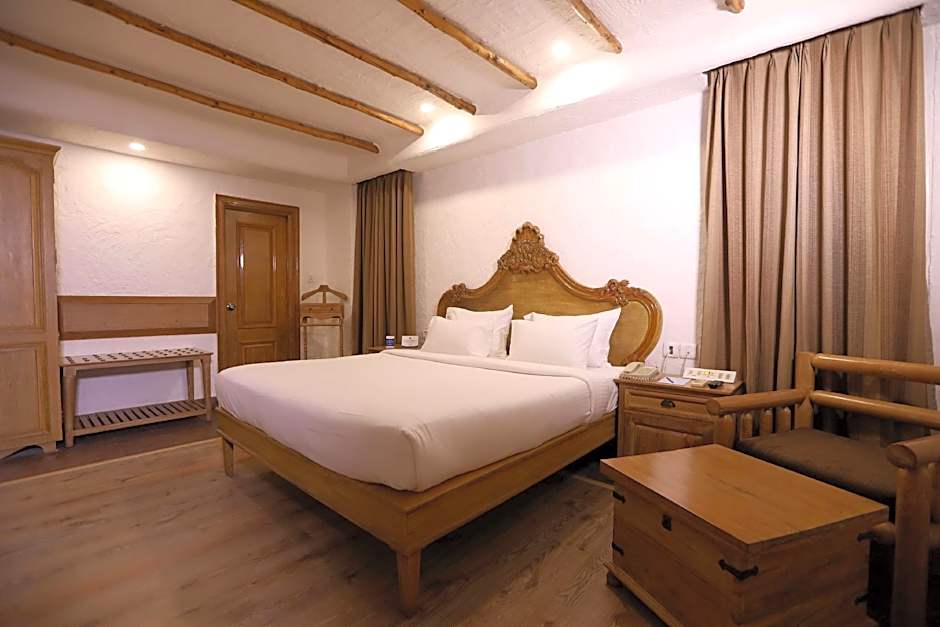 Shravanthi Sarovar Portico