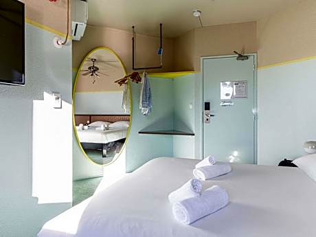 Little Pop Single Room