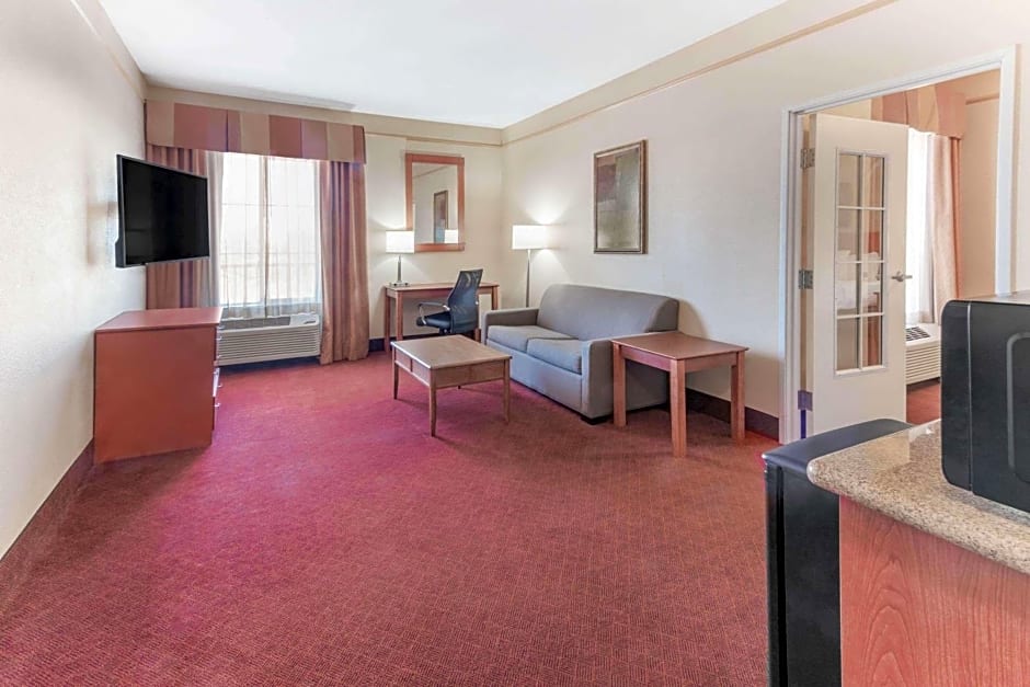 La Quinta Inn & Suites by Wyndham Hobbs