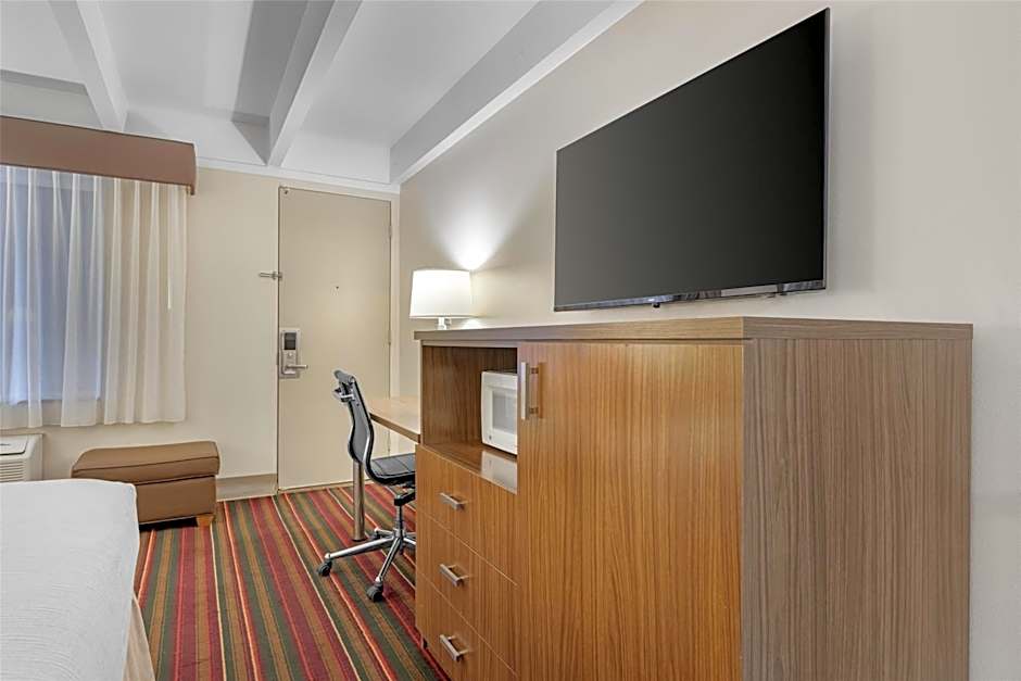 Best Western El Rancho Palacio