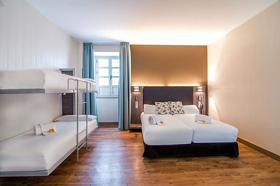 Petit Palace Santa Cruz