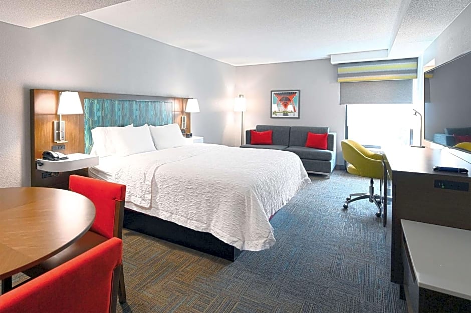 Hampton Inn By Hilton Richmond-West