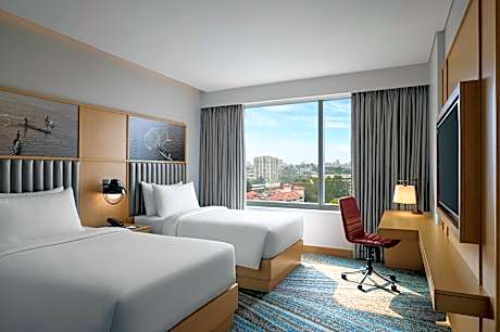 Cocktail Hours, Guest room, 2 Twin