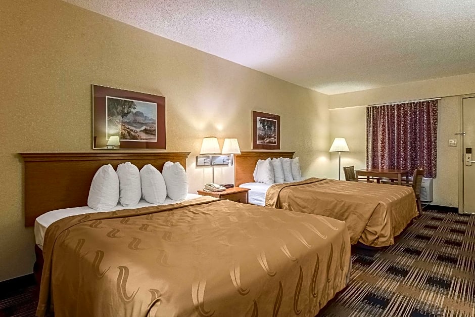 Quality Inn Oakwood - Gainesville