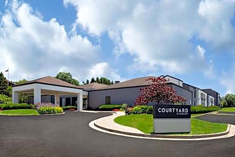 Courtyard by Marriott Pittsburgh Airport