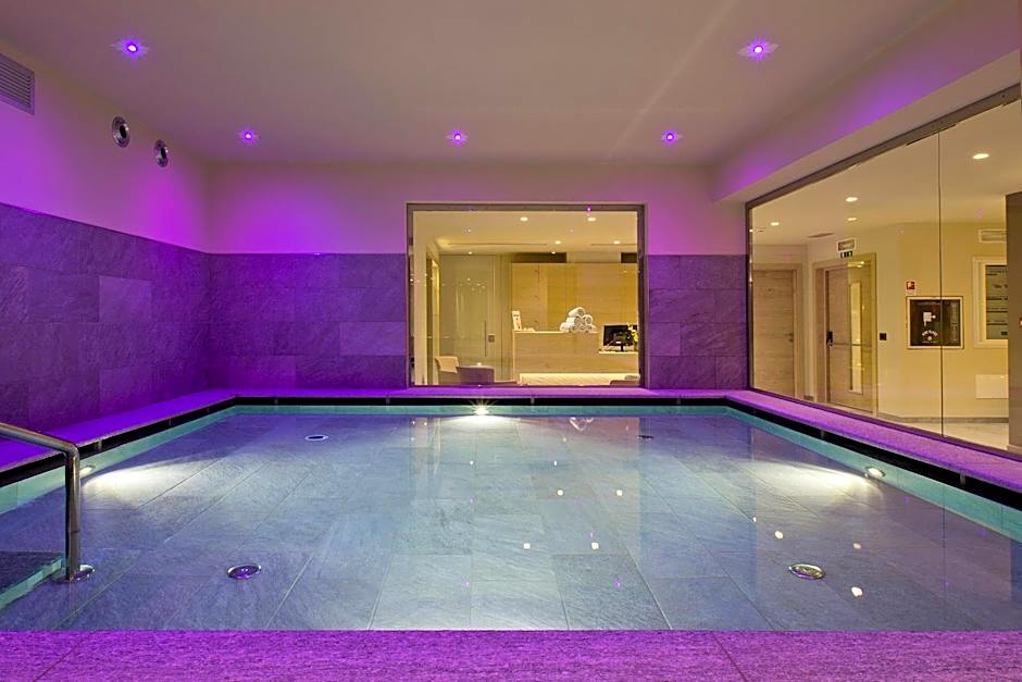 Design & Suite Hotel Ciarnadoi