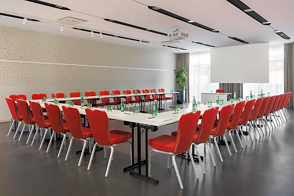 DoubleTree by Hilton Vienna Bosei