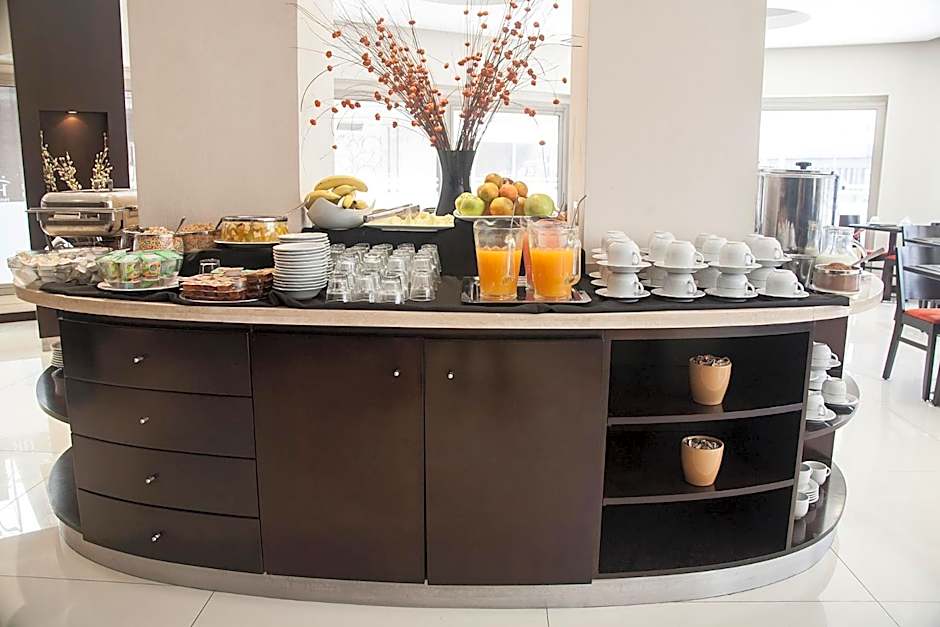HR Luxor Hotel Buenos Aires