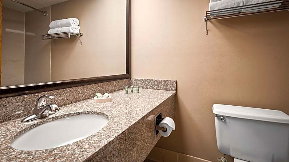 Best Western East Towne Suites