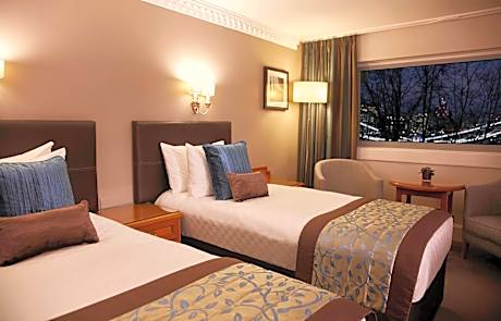 Standard Twin Tower Bridge View