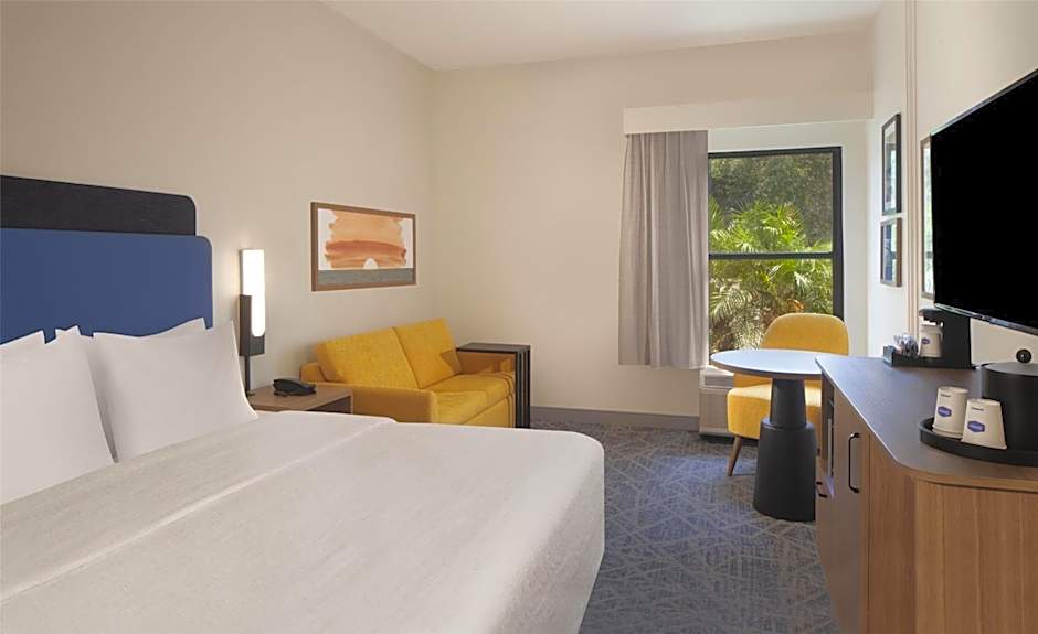 Hampton Inn By Hilton And Suites Tampa-North