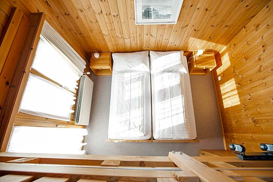 Berghaus Nagens-- Nur mit der Gondelbahn Erreichbar