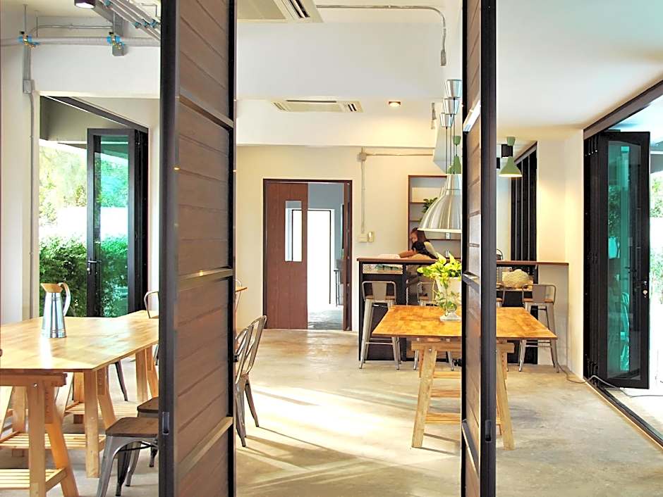 Bluemoon Cha-Am Hotel