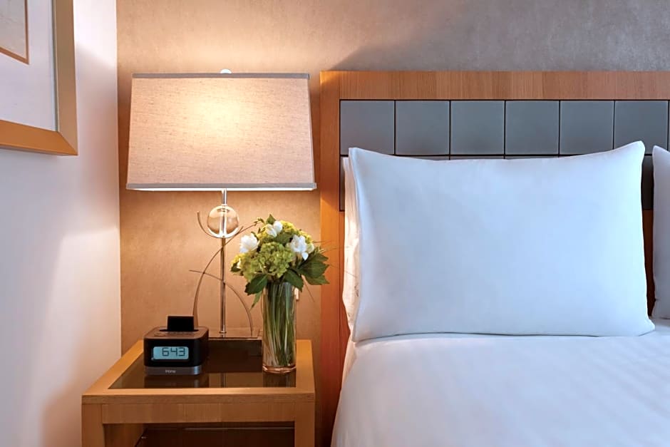 Executive Hotel Le Soleil New York