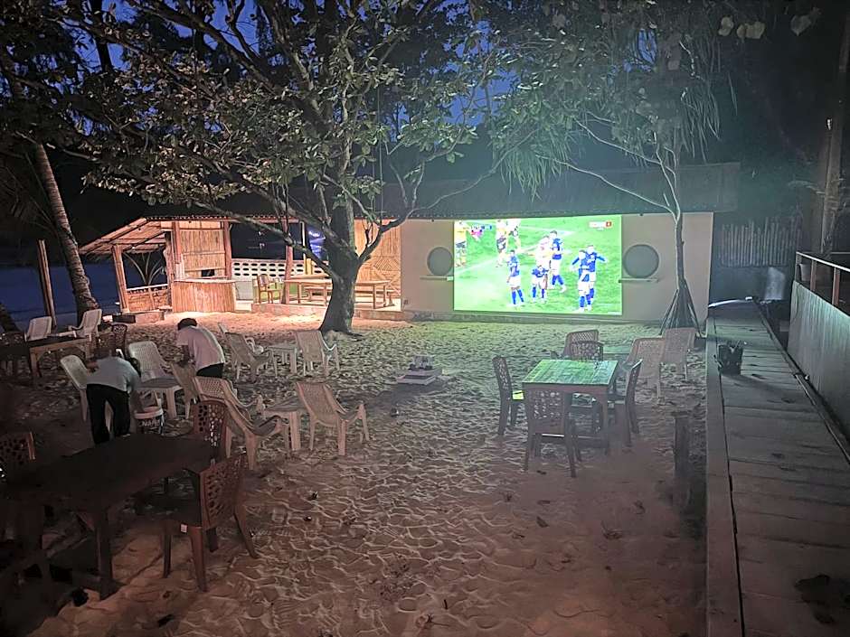 Sunny Cove Beach Resort Koh Phayam