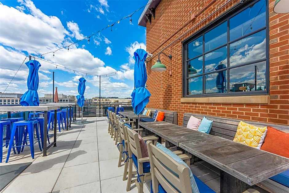 Motto by Hilton Washington DC City Center