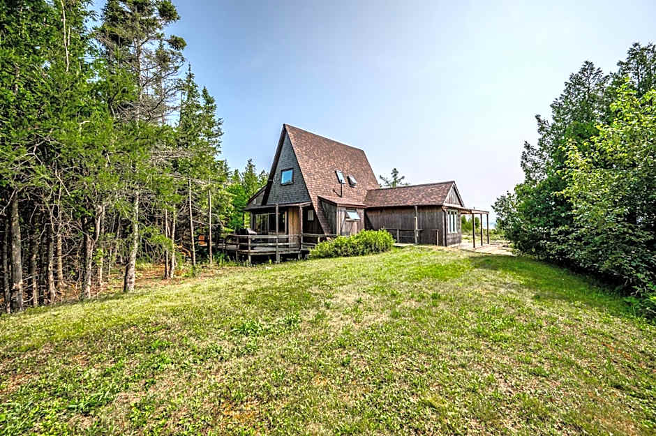 Lands End Private Lakeside Escape