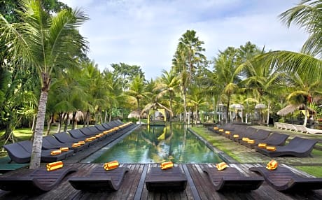 The Mansion Resort Hotel & Spa