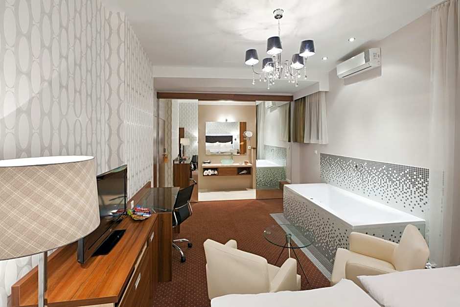 Pytloun City Boutique Hotel