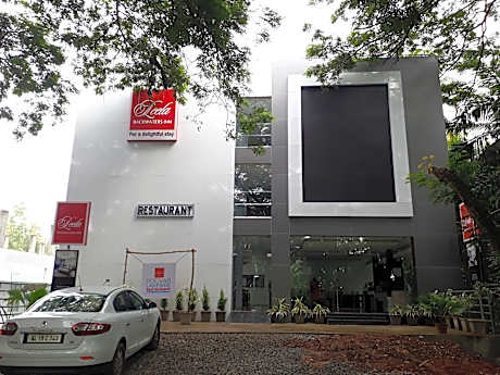 Leela Backwaters Inn