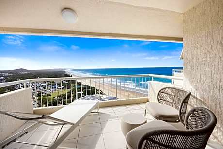 Three-Bedroom Apartment - Sub Penthouse