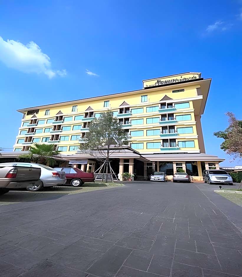 Ruean Phae Royal Park Phitsanulok
