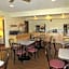 Super 8 by Wyndham Bridgeview of Mackinaw City