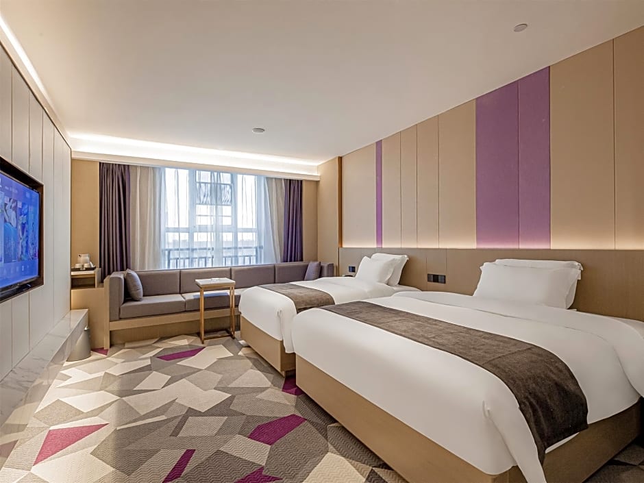 Lavande Hotel Yueyang County Fuya