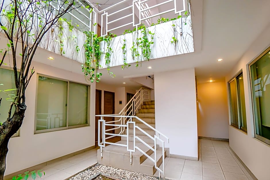 LeGreen Suite Tondano