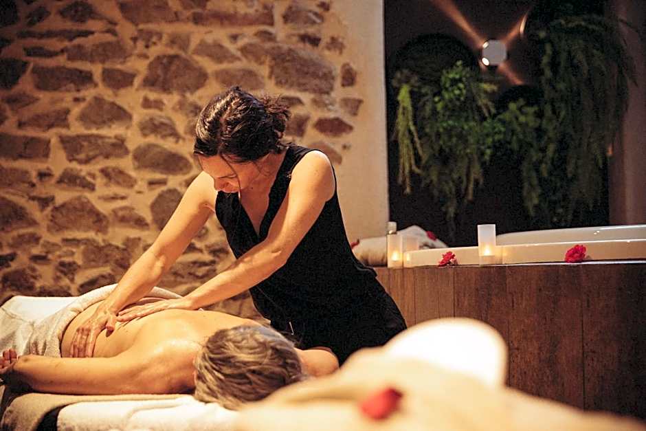 Auberge De Clochemerle