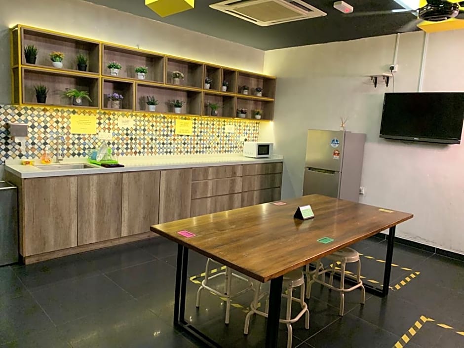 Smile Hotel Danau Kota