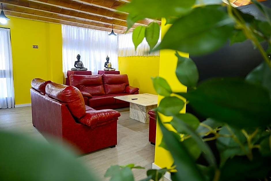 Hotel H28 Camas