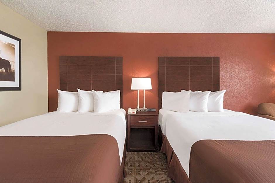 Baymont by Wyndham Midland Airport