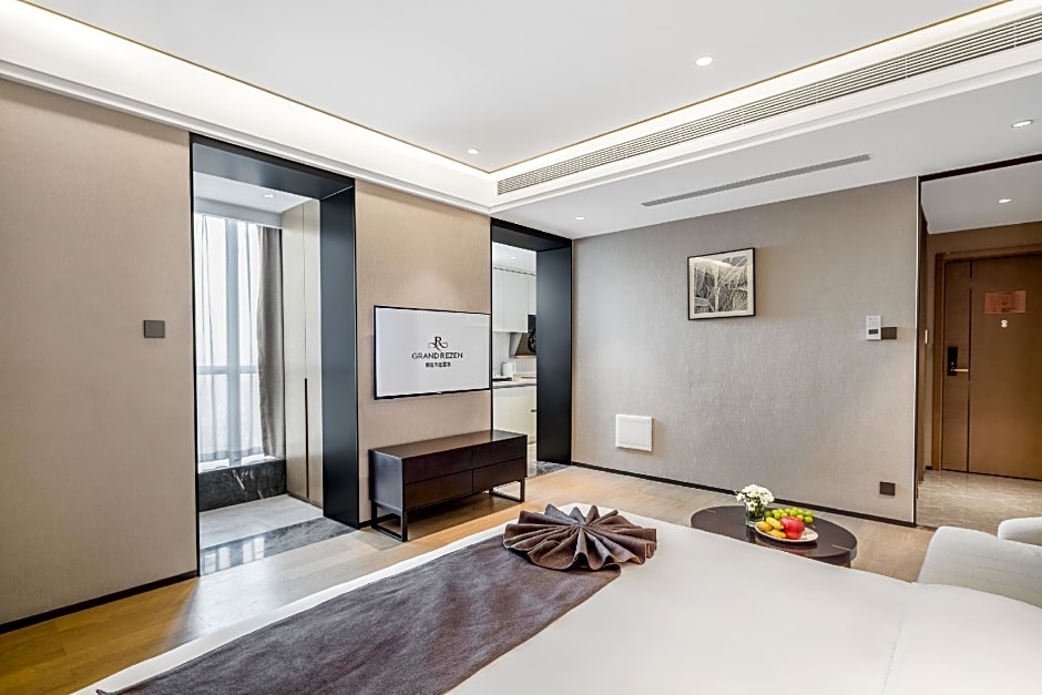 Grand Rezen Hotel Tianjin