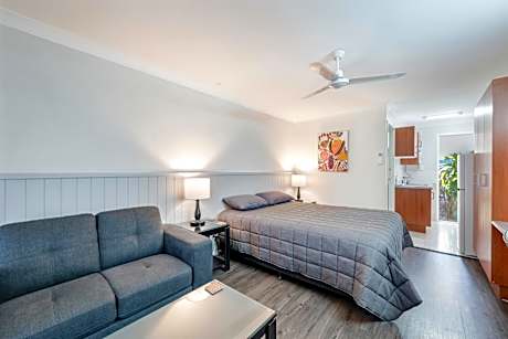 Bundaberg Coral Villa Motor Inn