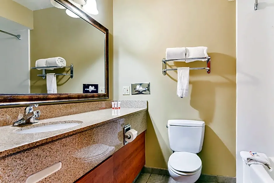 OYO Townhouse Oklahoma City Airport