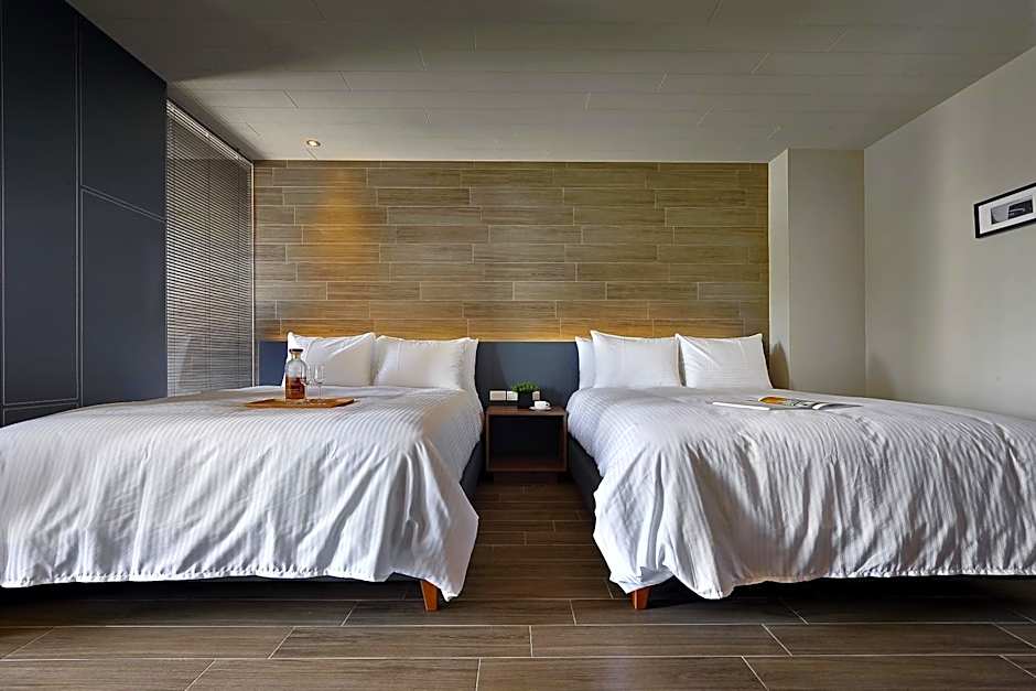 Sun Moon Lake Blue Sky Bay B&B